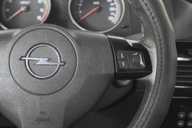 Opel Astra H Рестайлинг с пробегом 2008 года, цена 349 000 рублей, 210000 км, хэтчбек, Автокод Объявления