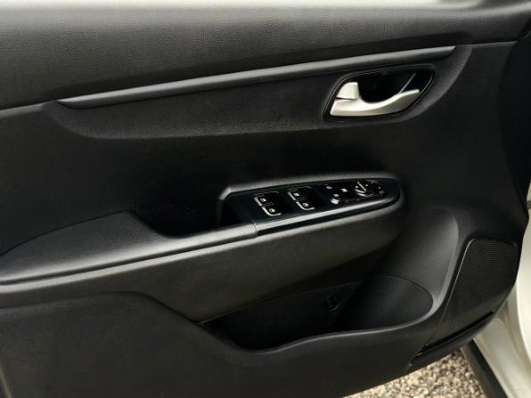 Kia Rio IV с пробегом 2019 года, цена 1 369 000 рублей, 149709 км, хэтчбек, Автокод Объявления