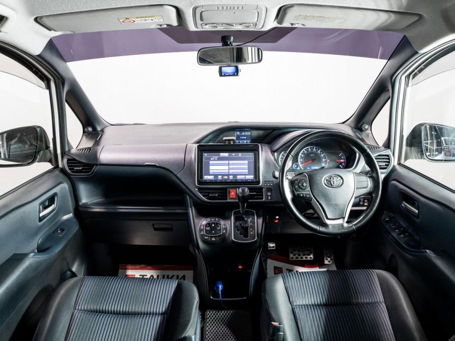 Toyota Voxy III (R80) Чита  - изображение 8