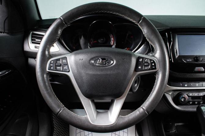Lada (ВАЗ) Vesta I с пробегом 2021 года, цена 1 319 000 рублей, 91232 км, седан, Автокод Объявления