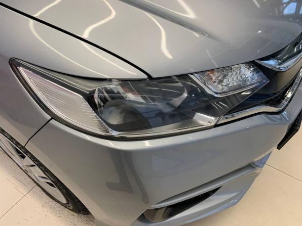 Honda Fit III Рестайлинг с пробегом 2018 года, цена 1 070 000 рублей, 84818 км, хэтчбек, Автокод Объявления