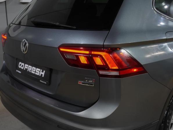 Volkswagen Tiguan II с пробегом 2017 года, цена 1 960 000 рублей, 108390 км, внедорожник, Автокод Объявления