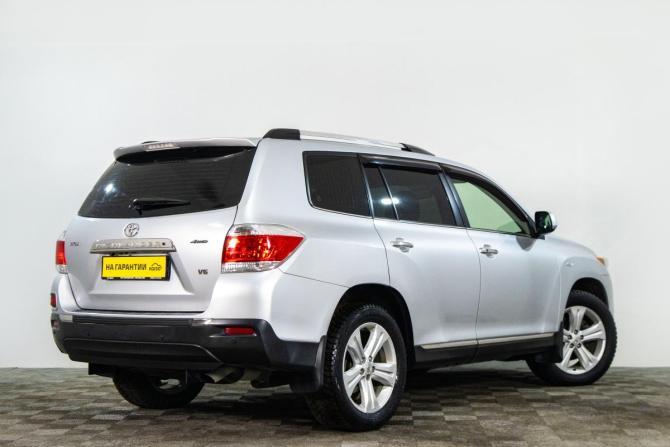 Toyota Highlander II (XU40) Рестайлинг с пробегом 2012 года, цена 2 199 000 рублей, 319652 км, внедорожник, Автокод Объявления