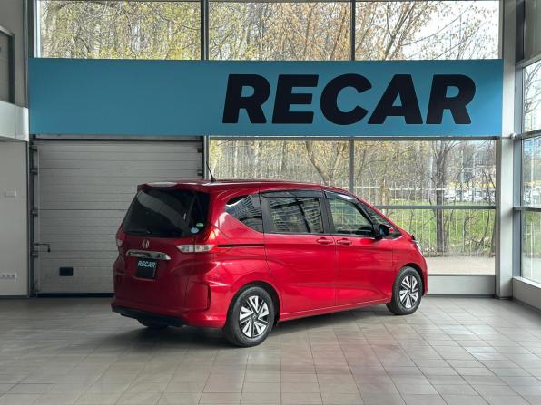 Honda Freed II с пробегом 2018 года, цена 1 610 000 рублей, 67117 км, компактвэн, Автокод Объявления