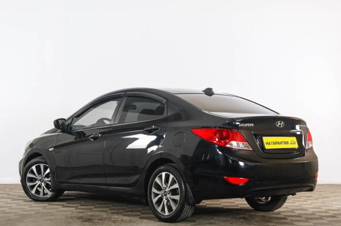Hyundai Solaris I с пробегом 2013 года, цена 899 000 рублей, 250000 км, седан, Автокод Объявления