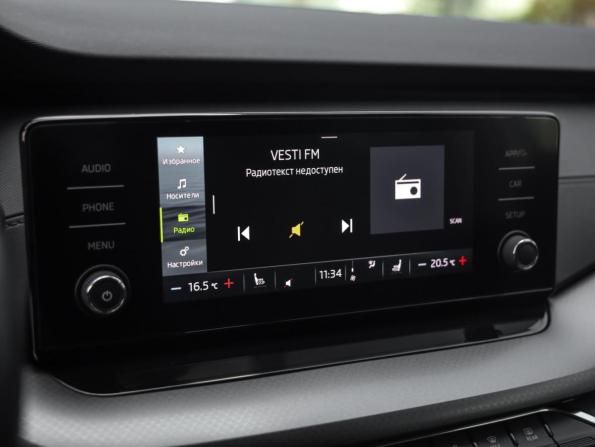 Skoda Octavia IV (A8) с пробегом 2021 года, цена 2 449 000 рублей, 44197 км, лифтбек, Автокод Объявления