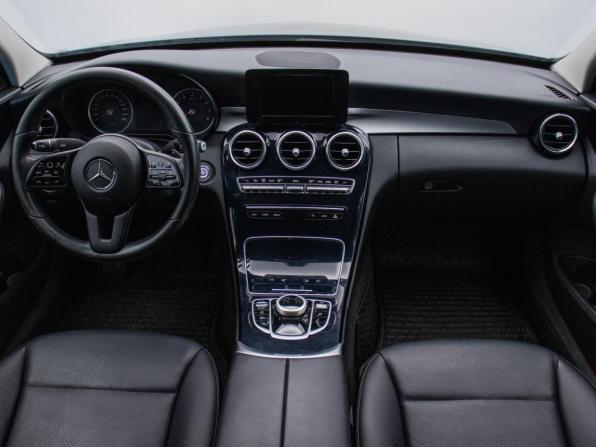 Mercedes-Benz C-Класс IV (W205) Рестайлинг с пробегом 2018 года, цена 2 459 000 рублей, 96348 км, седан, Автокод Объявления
