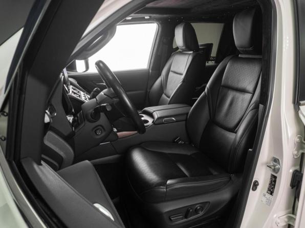 Toyota Land Cruiser 300 Series с пробегом 2023 года, цена 12 305 000 рублей, 72716 км, внедорожник, Автокод Объявления