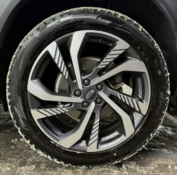 Geely Monjaro I Москва  - изображение 21