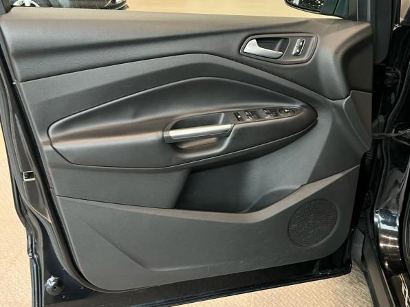 Ford Kuga II с пробегом 2013 года, цена 1 190 000 рублей, 189000 км, внедорожник, Автокод Объявления