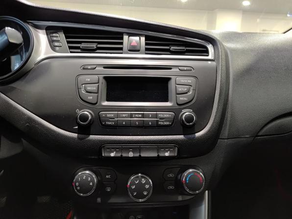 Kia Ceed II Рестайлинг с пробегом 2016 года, цена 850 000 рублей, 173683 км, универсал, Автокод Объявления