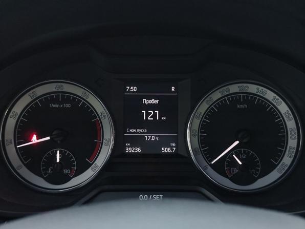 Skoda Octavia III (A7) Рестайлинг с пробегом 2017 года, цена 2 105 000 рублей, 39120 км, лифтбек, Автокод Объявления