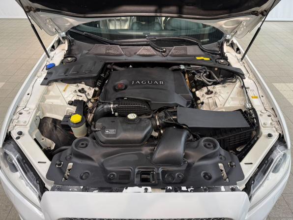 Jaguar XJ IV (X351) с пробегом 2011 года, цена 1 870 000 рублей, 216402 км, седан, Автокод Объявления