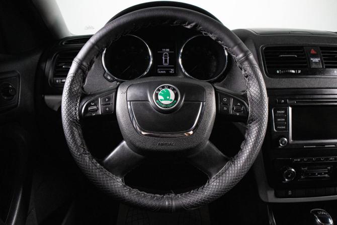 Skoda Yeti I с пробегом 2013 года, цена 924 000 рублей, 162000 км, внедорожник, Автокод Объявления