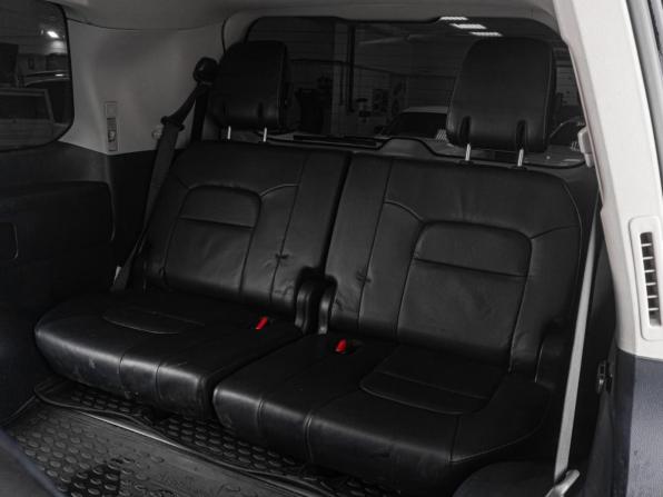 Toyota Land Cruiser 200 Series Рестайлинг 1 с пробегом 2013 года, цена 3 949 000 рублей, 193941 км, внедорожник, Автокод Объявления