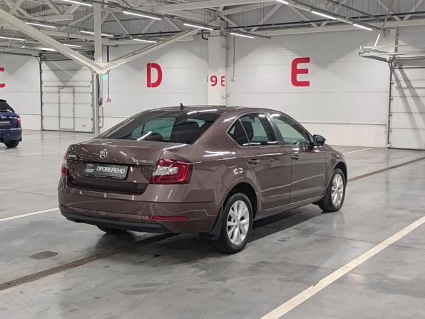 Skoda Octavia III (A7) Рестайлинг с пробегом 2018 года, цена 1 995 000 рублей, 134700 км, лифтбек, Автокод Объявления