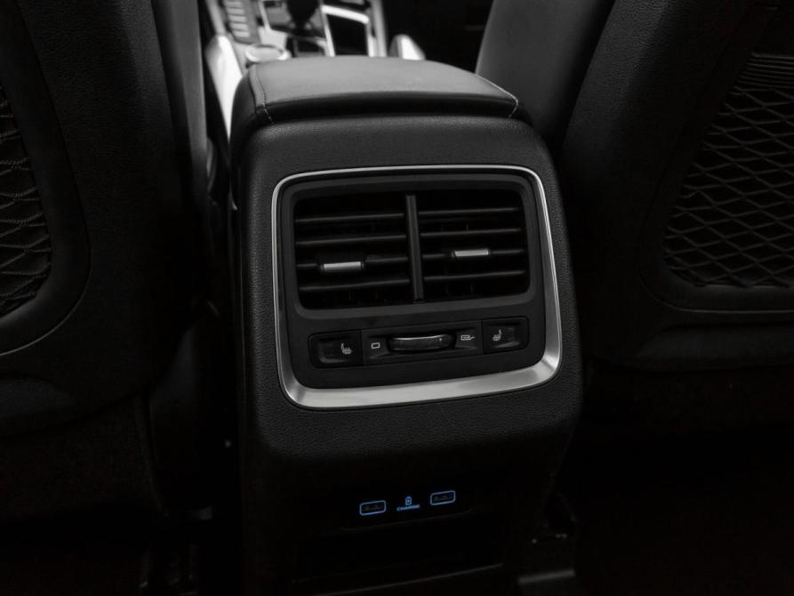 Geely Atlas Pro Москва  - изображение 21