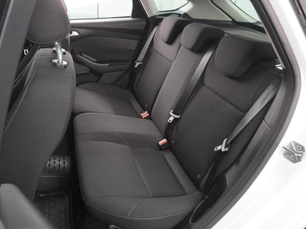 Ford Focus III Рестайлинг с пробегом 2015 года, цена 1 097 000 рублей, 103186 км, хэтчбек, Автокод Объявления