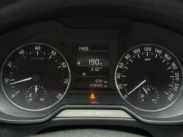 Skoda Octavia III (A7) с пробегом 2013 года, цена 779 000 рублей, 379404 км, лифтбек, Автокод Объявления