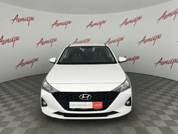 Hyundai Solaris II Рестайлинг с пробегом 2022 года, цена 1 589 000 рублей, 75906 км, седан, Автокод Объявления