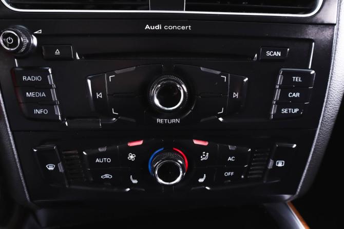 Audi Q5 I (8R) с пробегом 2012 года, цена 1 629 000 рублей, 250000 км, внедорожник, Автокод Объявления