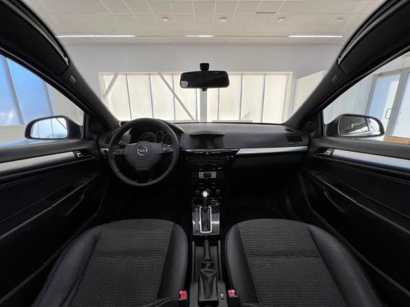 Opel Astra H Рестайлинг с пробегом 2010 года, цена 699 000 рублей, 198640 км, хэтчбек, Автокод Объявления