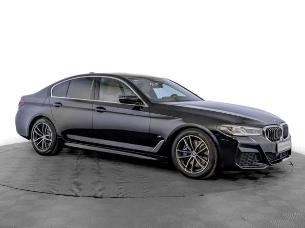 BMW 5 серии VII (G30/G31/G38) Рестайлинг с пробегом 2021 года, цена 4 550 000 рублей, 52732 км, седан, Автокод Объявления