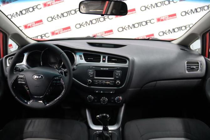 Kia Ceed II с пробегом 2014 года, цена 1 095 950 рублей, 135518 км, хэтчбек, Автокод Объявления
