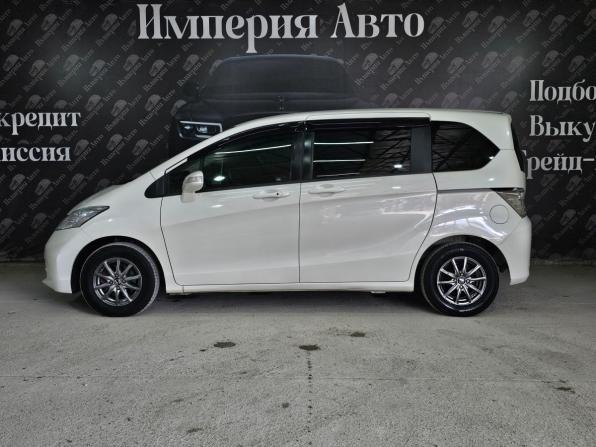 Honda Freed I Рестайлинг с пробегом 2012 года, цена 1 240 000 рублей, 153700 км, компактвэн, Автокод Объявления