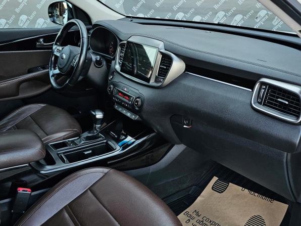 Kia Sorento III Prime Рестайлинг с пробегом 2018 года, цена 2 585 000 рублей, 153500 км, внедорожник, Автокод Объявления