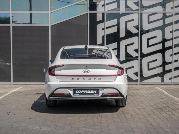 Hyundai Sonata VIII (DN8) с пробегом 2021 года, цена 2 400 000 рублей, 76996 км, седан, Автокод Объявления