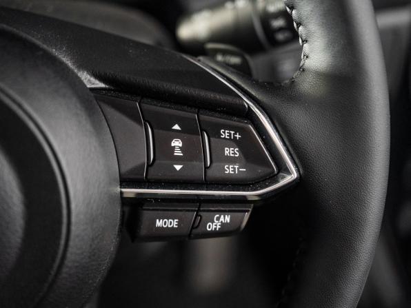 Mazda Axela III Рестайлинг с пробегом 2017 года, цена 1 330 000 рублей, 122069 км, хэтчбек, Автокод Объявления