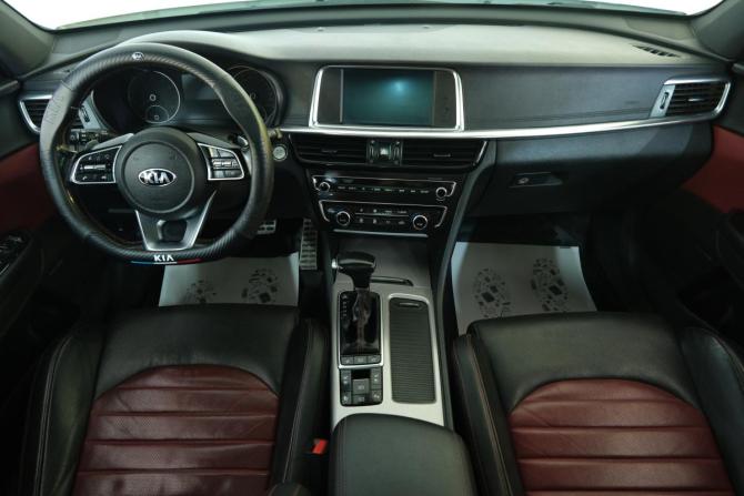 Kia Optima IV Рестайлинг с пробегом 2018 года, цена 2 349 000 рублей, 98000 км, седан, Автокод Объявления