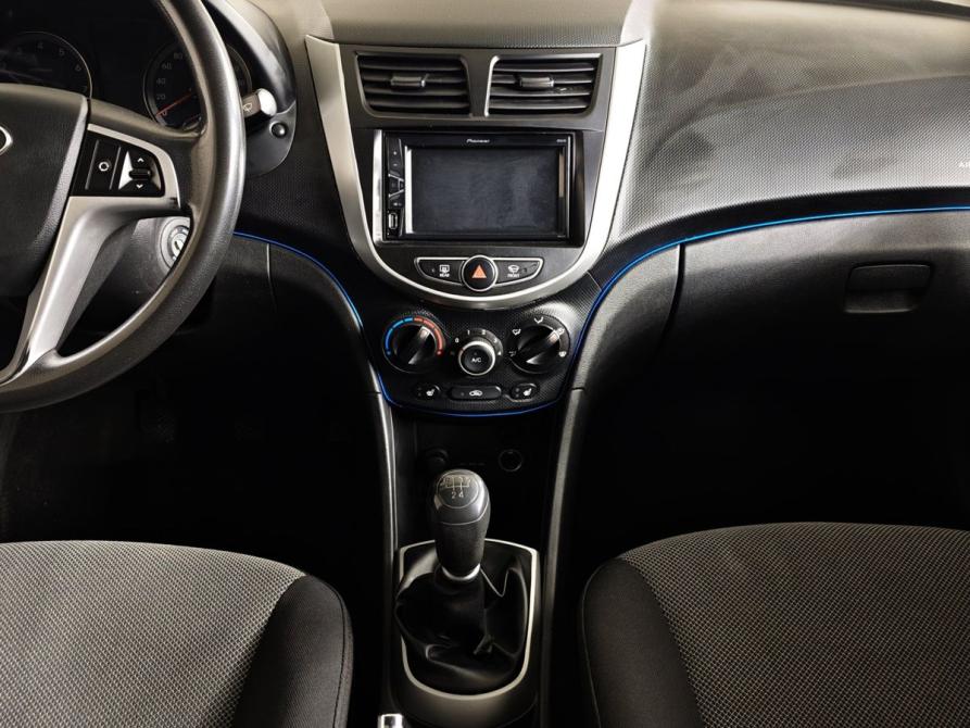 Hyundai Solaris I Москва  - изображение 13