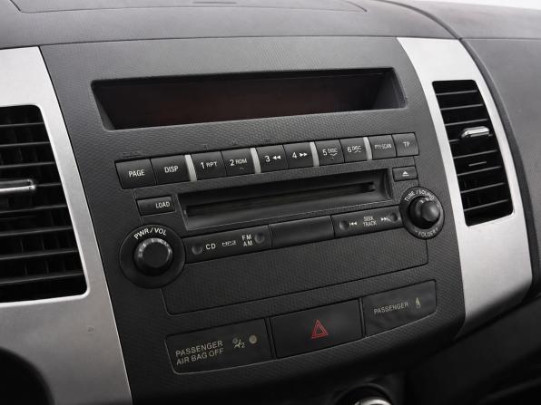Mitsubishi Outlander II с пробегом 2008 года, цена 859 000 рублей, 323564 км, внедорожник, Автокод Объявления