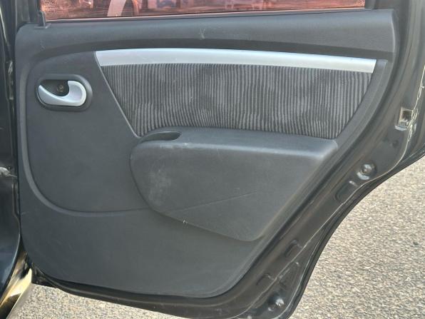 Renault Logan I Рестайлинг с пробегом 2010 года, цена 585 000 рублей, 135134 км, седан, Автокод Объявления