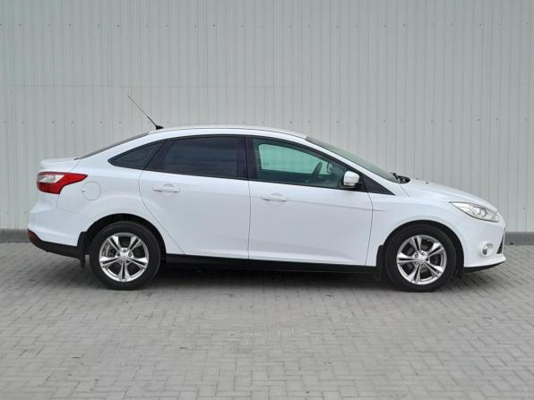 Ford Focus III с пробегом 2014 года, цена 919 000 рублей, 157000 км, седан, Автокод Объявления