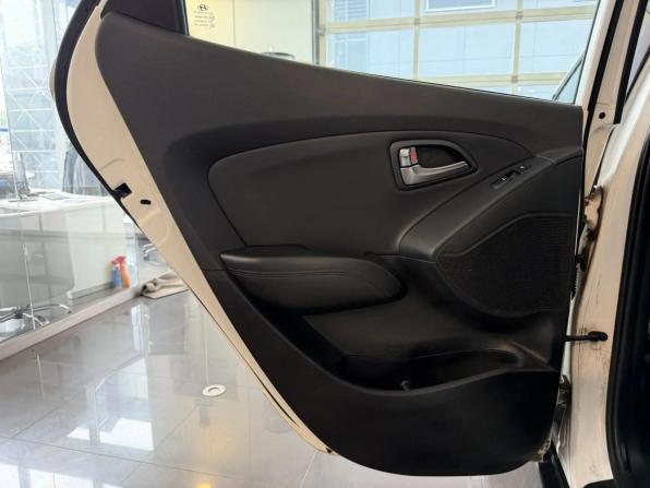 Hyundai ix35 I Рестайлинг с пробегом 2013 года, цена 1 280 000 рублей, 165470 км, внедорожник, Автокод Объявления