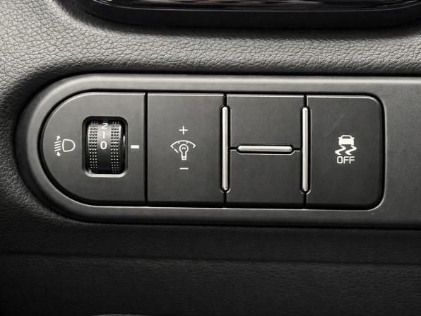 Kia Ceed III с пробегом 2019 года, цена 1 687 000 рублей, 122075 км, хэтчбек, Автокод Объявления
