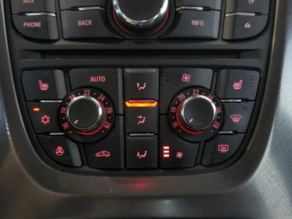Opel Astra J с пробегом 2011 года, цена 849 000 рублей, 146000 км, хэтчбек, Автокод Объявления