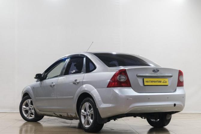 Ford Focus II с пробегом 2007 года, цена 269 000 рублей, 323500 км, седан, Автокод Объявления