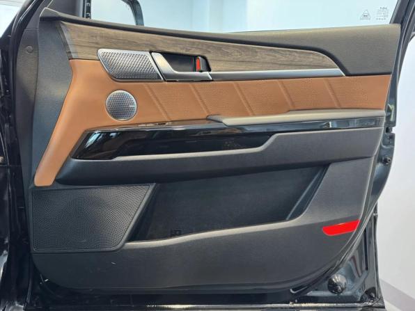 Kia Mohave I Рестайлинг 2 с пробегом 2022 года, цена 5 550 000 рублей, 38817 км, внедорожник, Автокод Объявления
