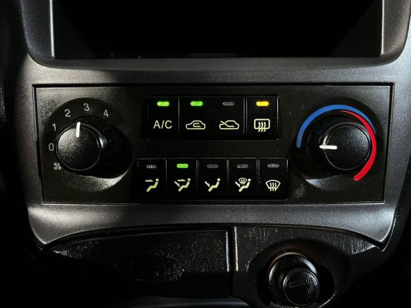 Hyundai Sonata IV (EF) Рестайлинг с пробегом 2008 года, цена 399 900 рублей, 228000 км, седан, Автокод Объявления