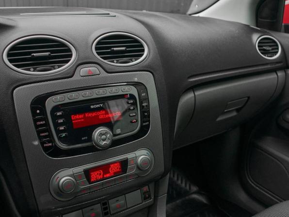 Ford Focus II Рестайлинг с пробегом 2011 года, цена 600 000 рублей, 183252 км, хэтчбек, Автокод Объявления