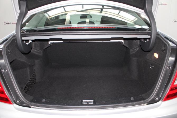 Mercedes-Benz C-Класс III (W204) Рестайлинг с пробегом 2013 года, цена 1 200 000 рублей, 79829 км, седан, Автокод Объявления