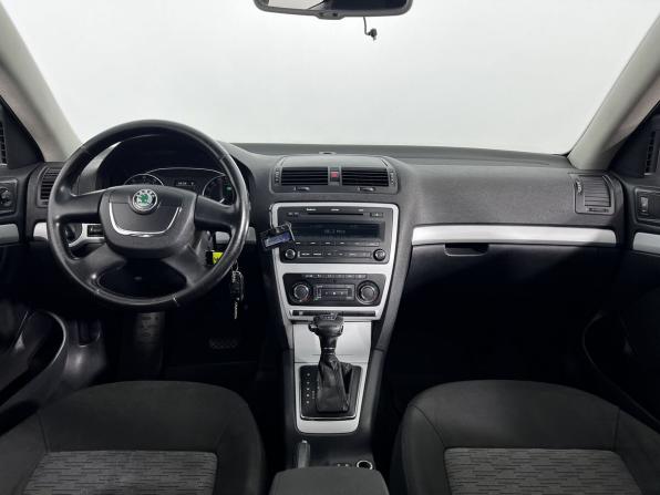 Skoda Octavia II (A5) Рестайлинг с пробегом 2009 года, цена 799 000 рублей, 260446 км, универсал, Автокод Объявления