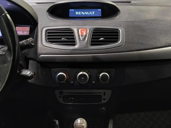 Renault Megane III Рестайлинг с пробегом 2014 года, цена 570 000 рублей, 169528 км, хэтчбек, Автокод Объявления