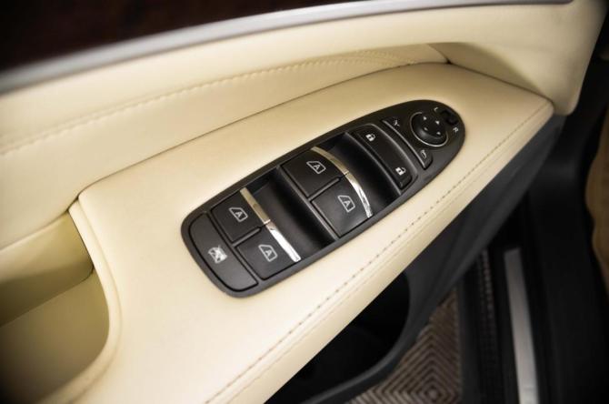 Infiniti QX60 I Рестайлинг с пробегом 2017 года, цена 2 099 000 рублей, 218254 км, внедорожник, Автокод Объявления