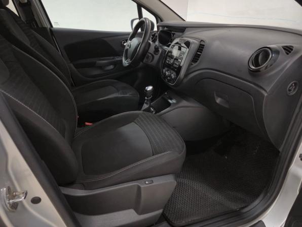 Renault Kaptur I с пробегом 2018 года, цена 1 290 000 рублей, 225347 км, внедорожник, Автокод Объявления