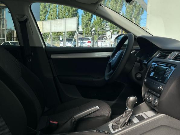 Skoda Octavia III (A7) с пробегом 2014 года, цена 1 019 000 рублей, 200409 км, лифтбек, Автокод Объявления